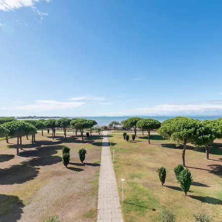 Appartamento Le Mireille By Interhome