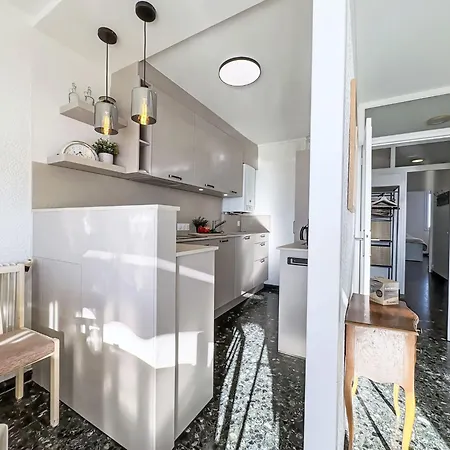 Le Mireille By Interhome * Le Grau-du-Roi