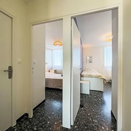 Le Mireille By Interhome Le Grau-du-Roi